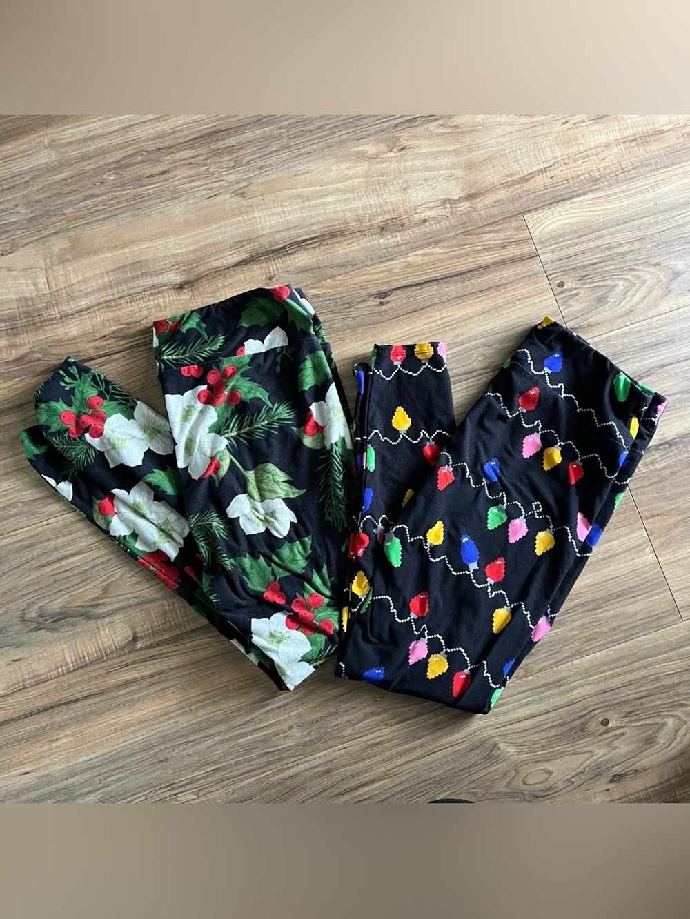 LuLaRoe Dream Leggings TC Holiday